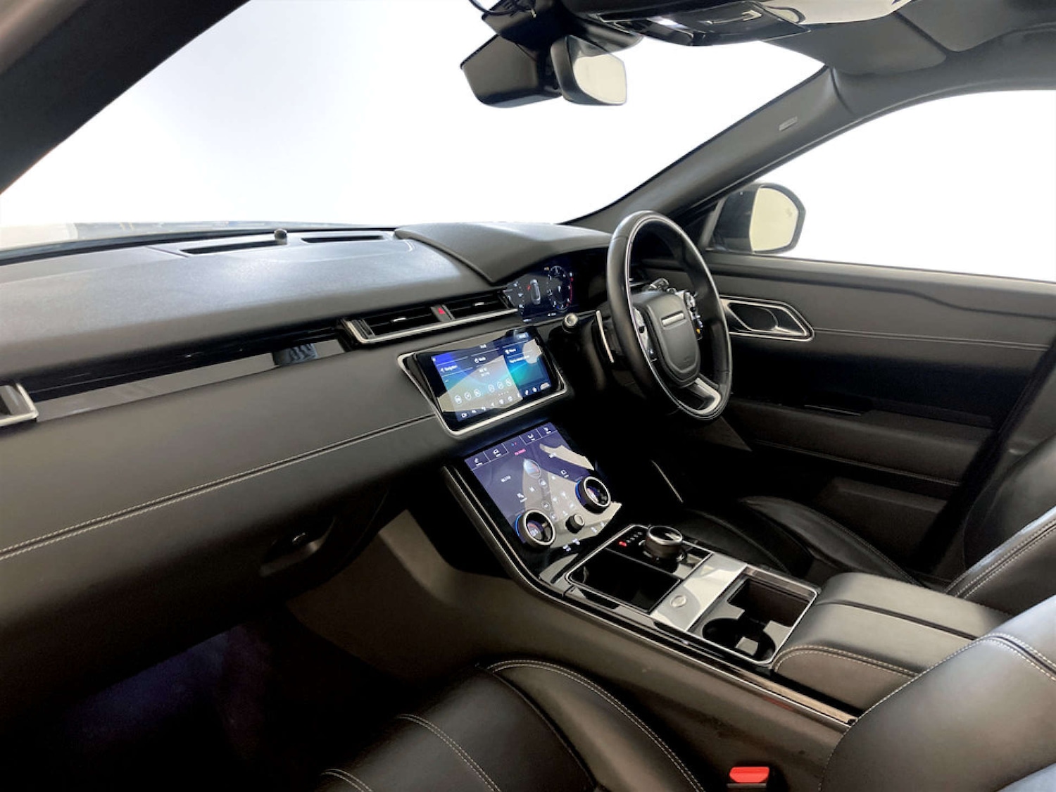 Used Land Rover Range Rover Velar 2020 for sale - 77185849: Photo 12
