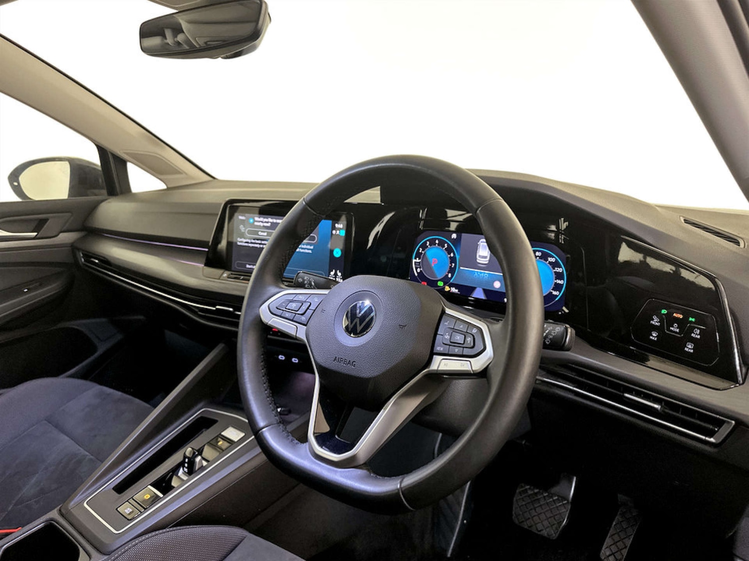 Used Volkswagen Golf 2021 for sale - 77186043: Photo 16