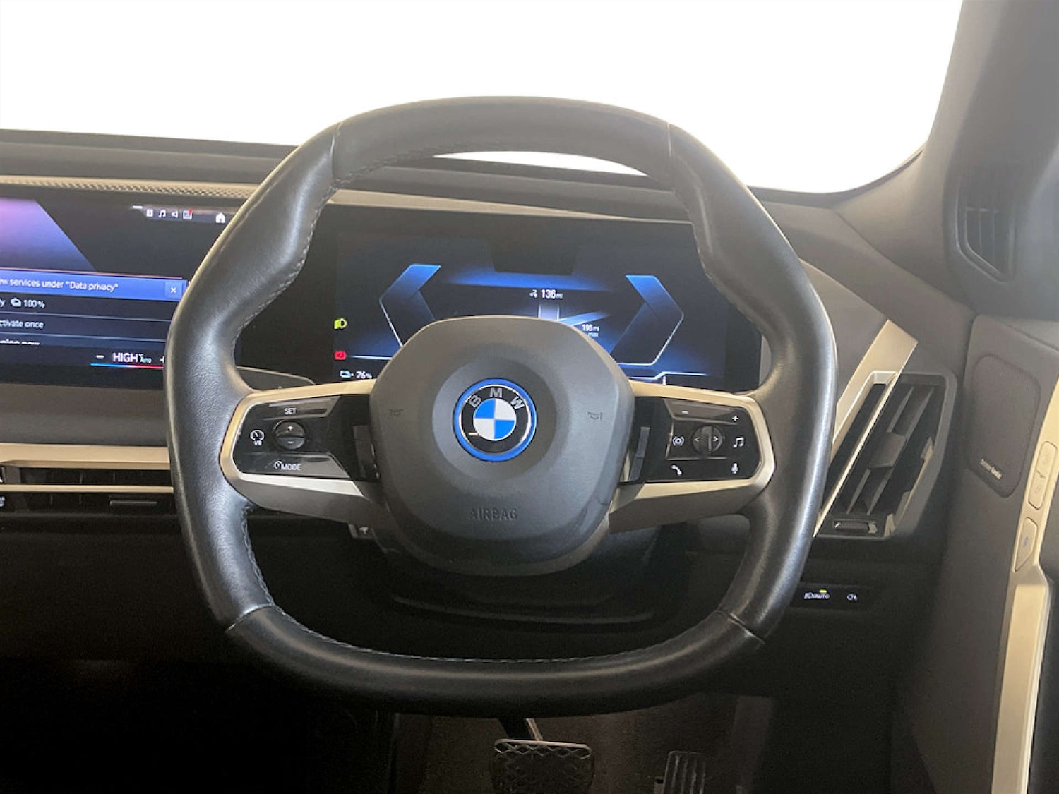 Used BMW iX 2022 for sale - 77594789: Photo 16