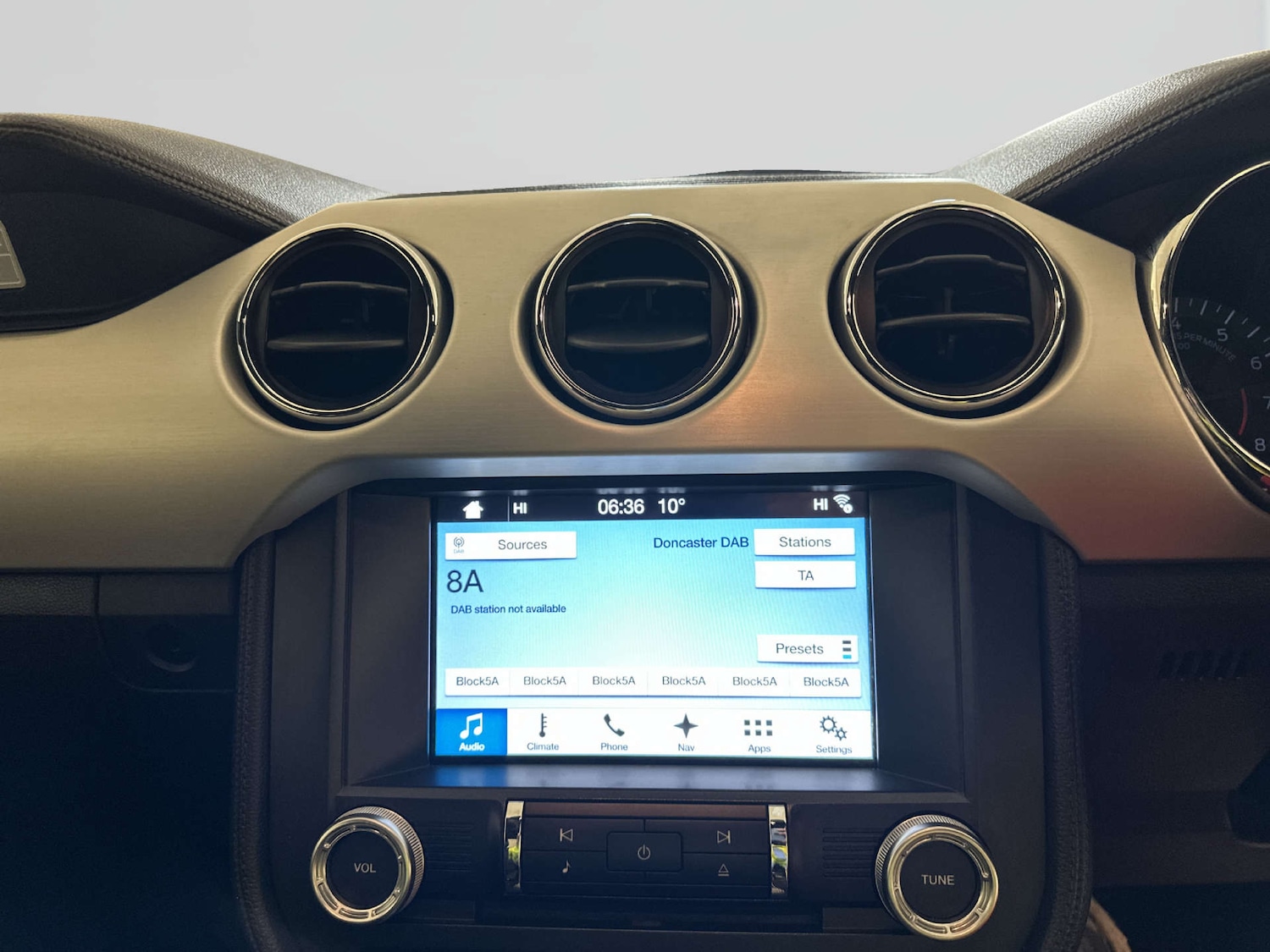 Used Ford Mustang 2017 for sale - 78152337: Photo 23