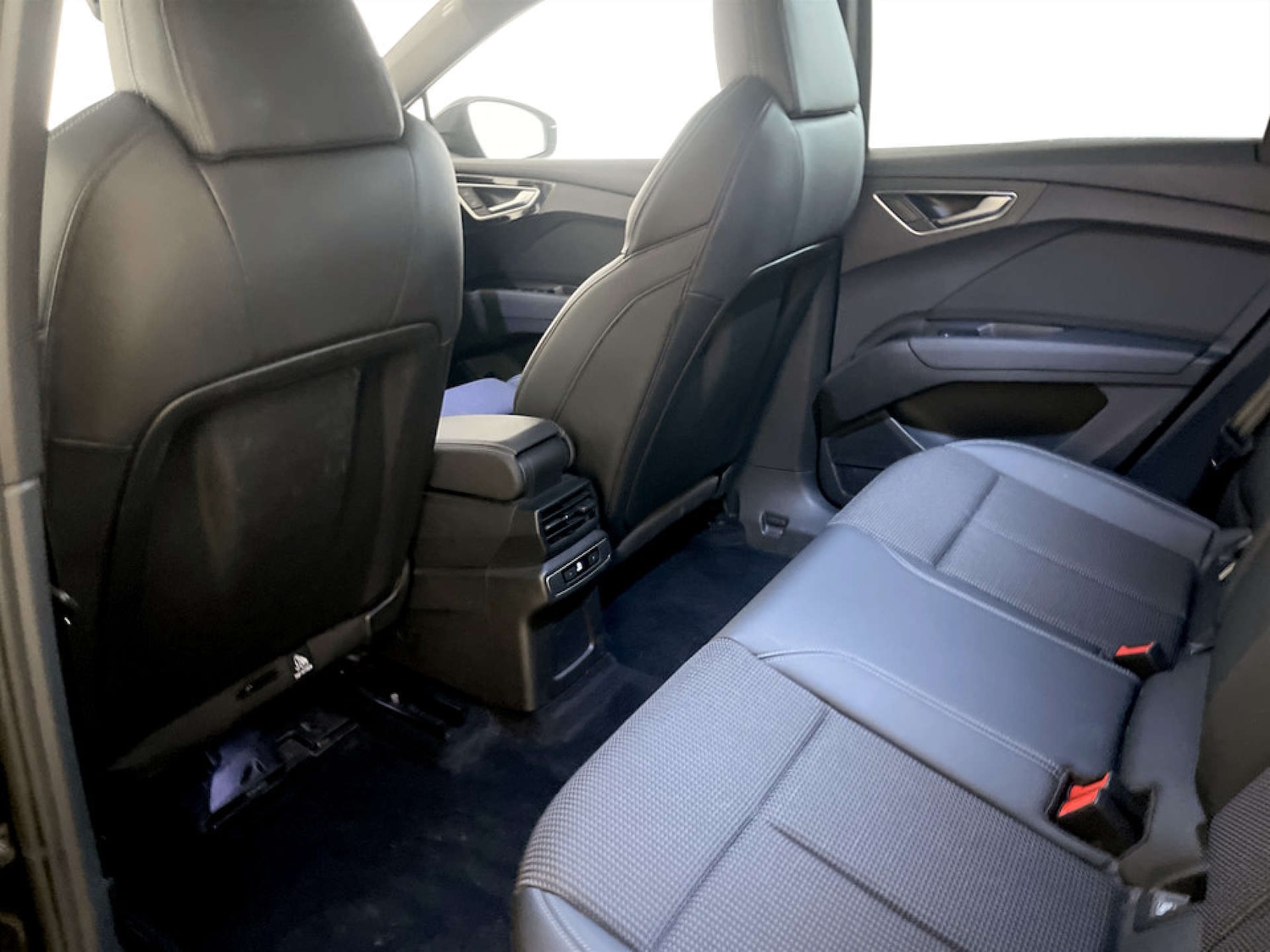 Used Audi Q4 e-tron 2022 for sale - 77431920: Photo 13