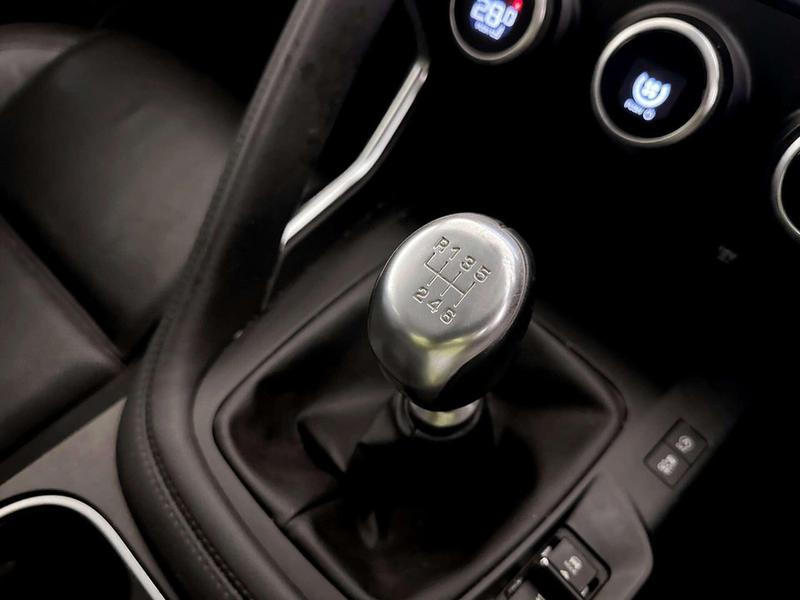 Used Jaguar E-Pace 2020 for sale - 77128230: Photo 27