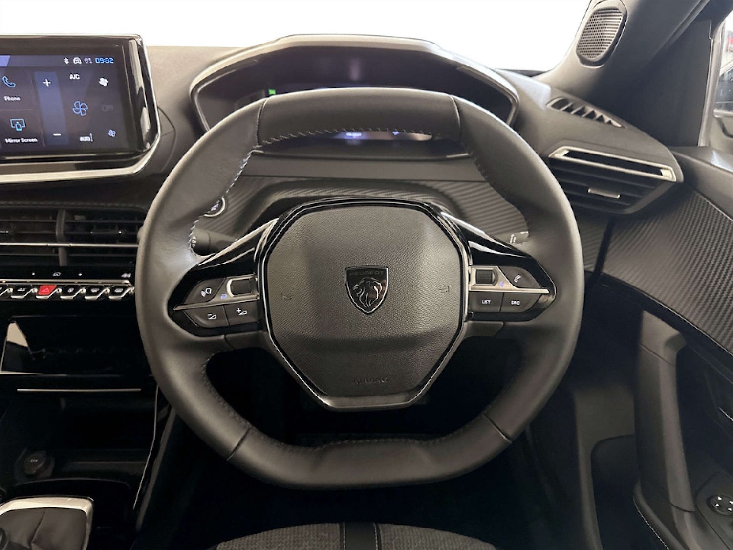 Used Peugeot 2008 2023 for sale - 77805548: Photo 17