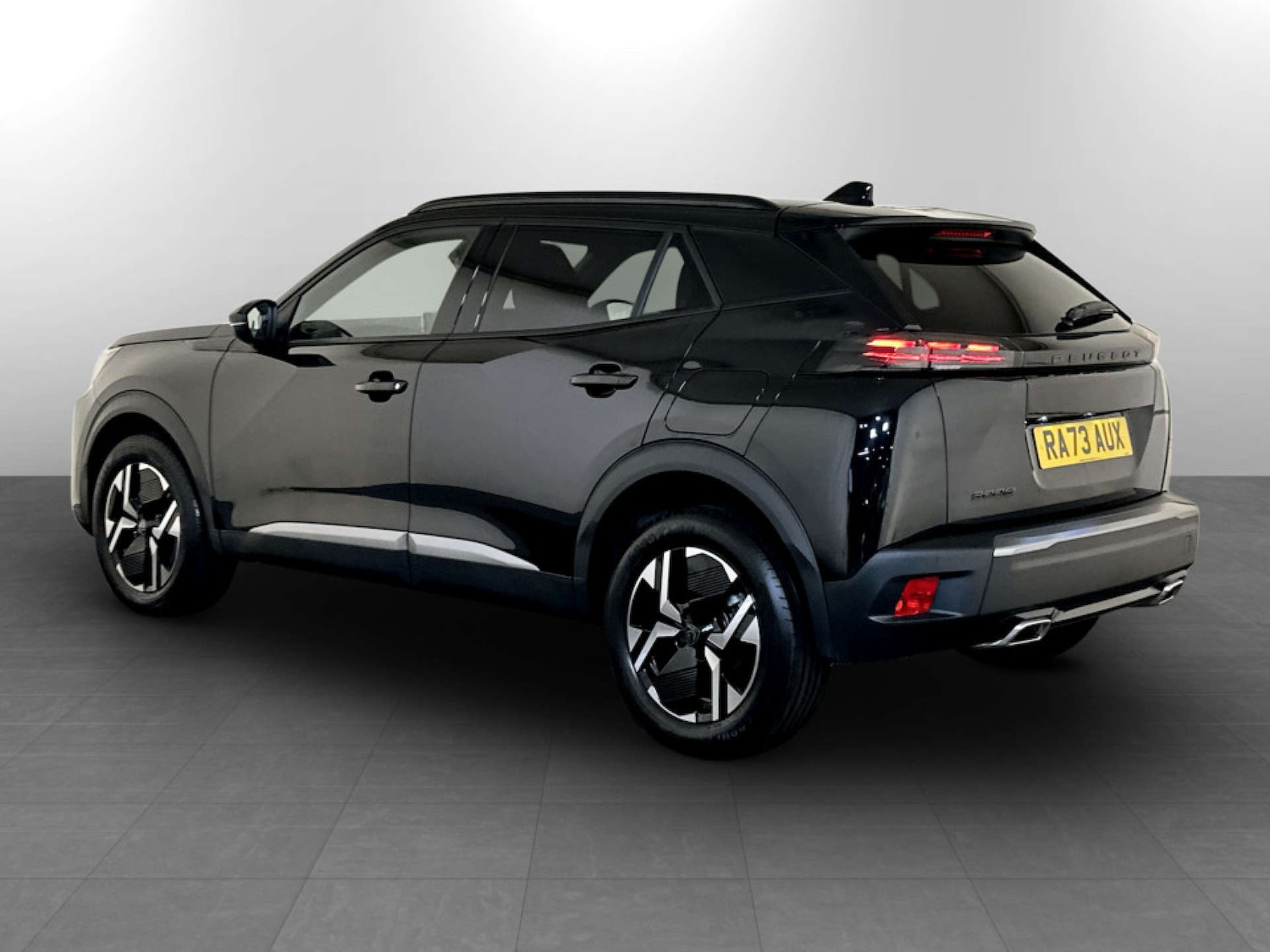 Used Peugeot 2008 2023 for sale - 77805548: Photo 8