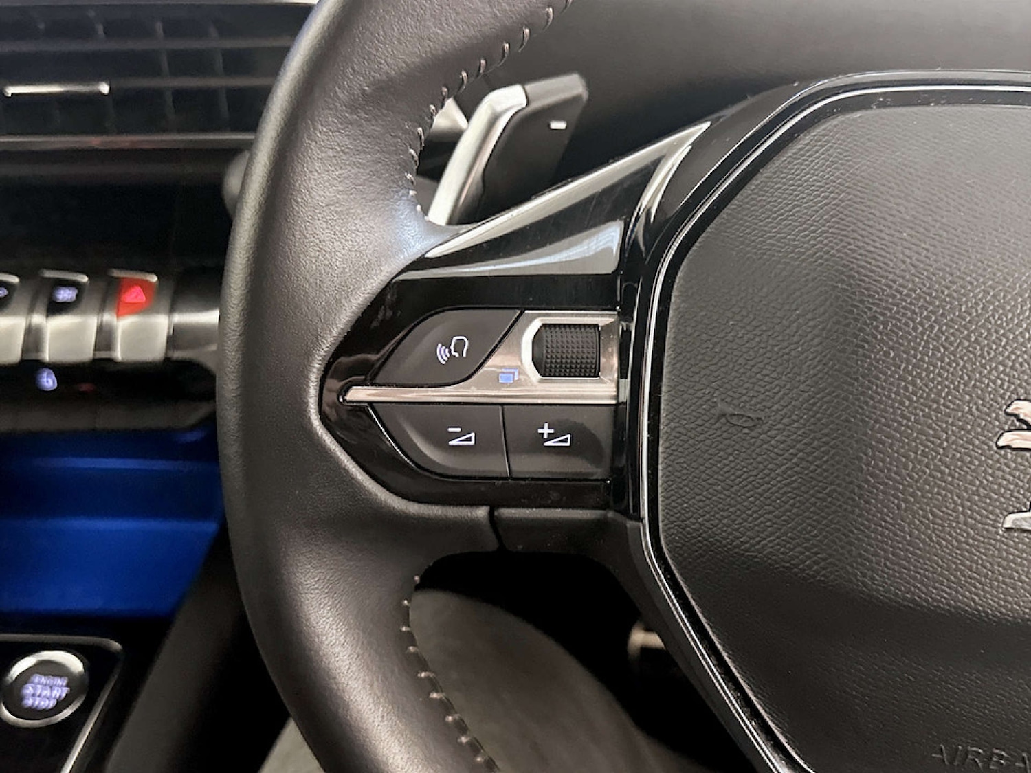 Used Peugeot 3008 2023 for sale - 77185782: Photo 18