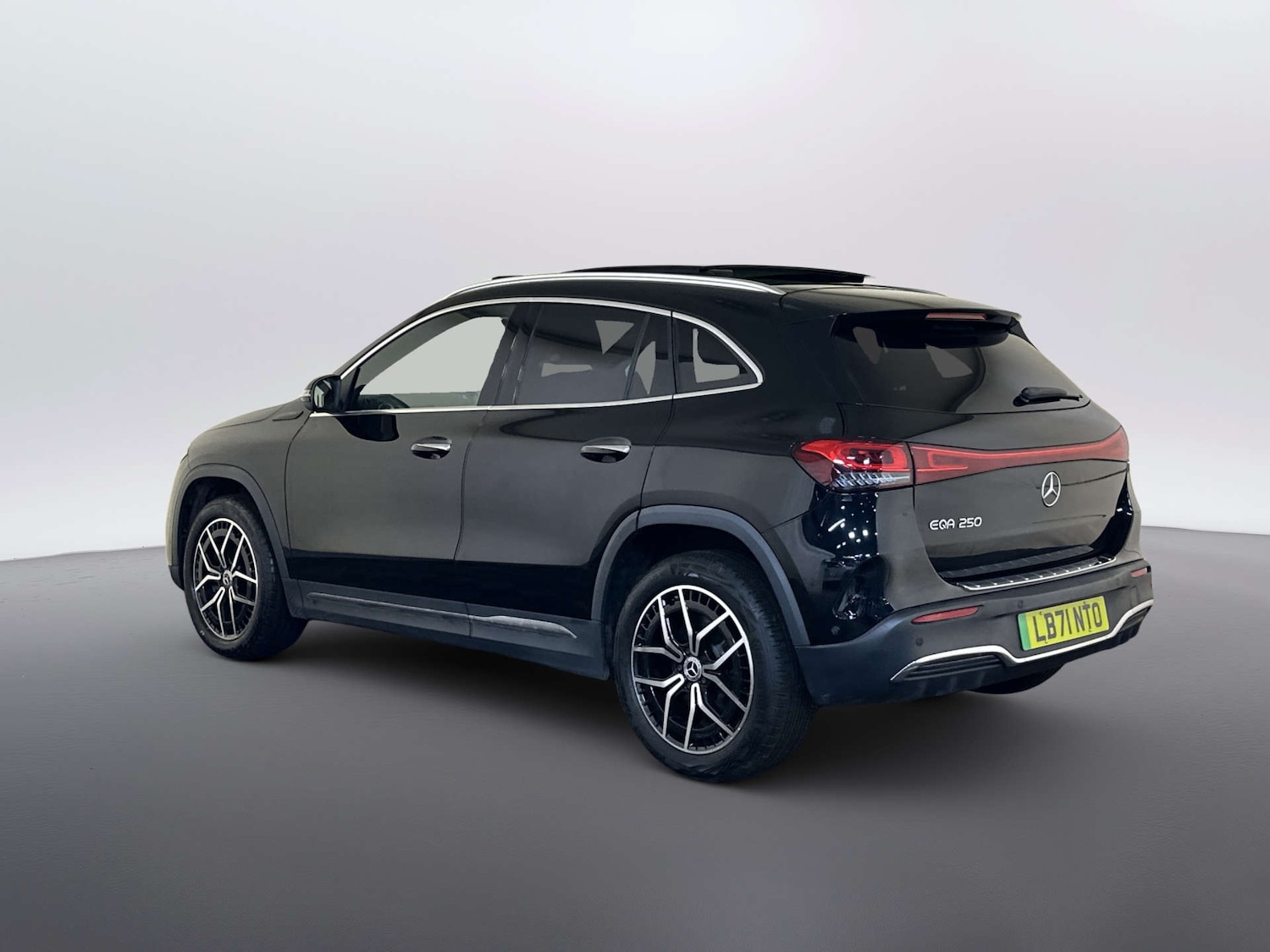 Used Mercedes-Benz EQA 2021 for sale - 77945414: Photo 8