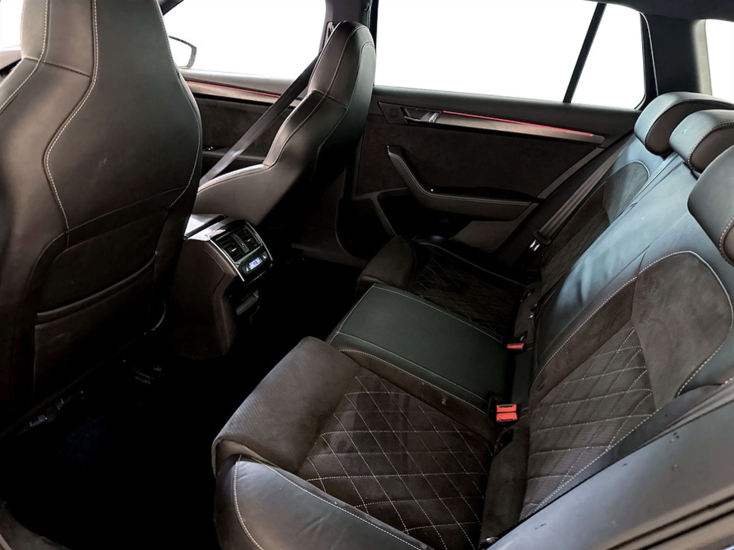 Used Skoda Superb 2020 for sale - 77778170: Photo 14