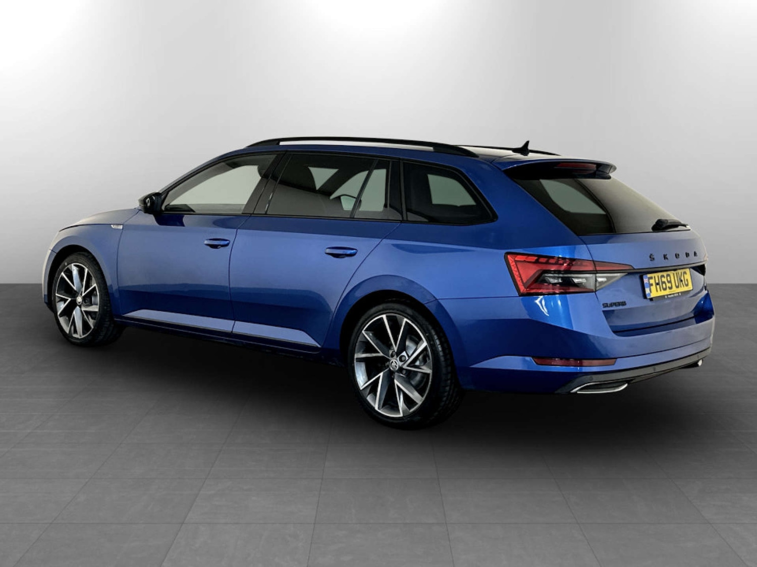 Used Skoda Superb 2020 for sale - 77778170: Photo 8