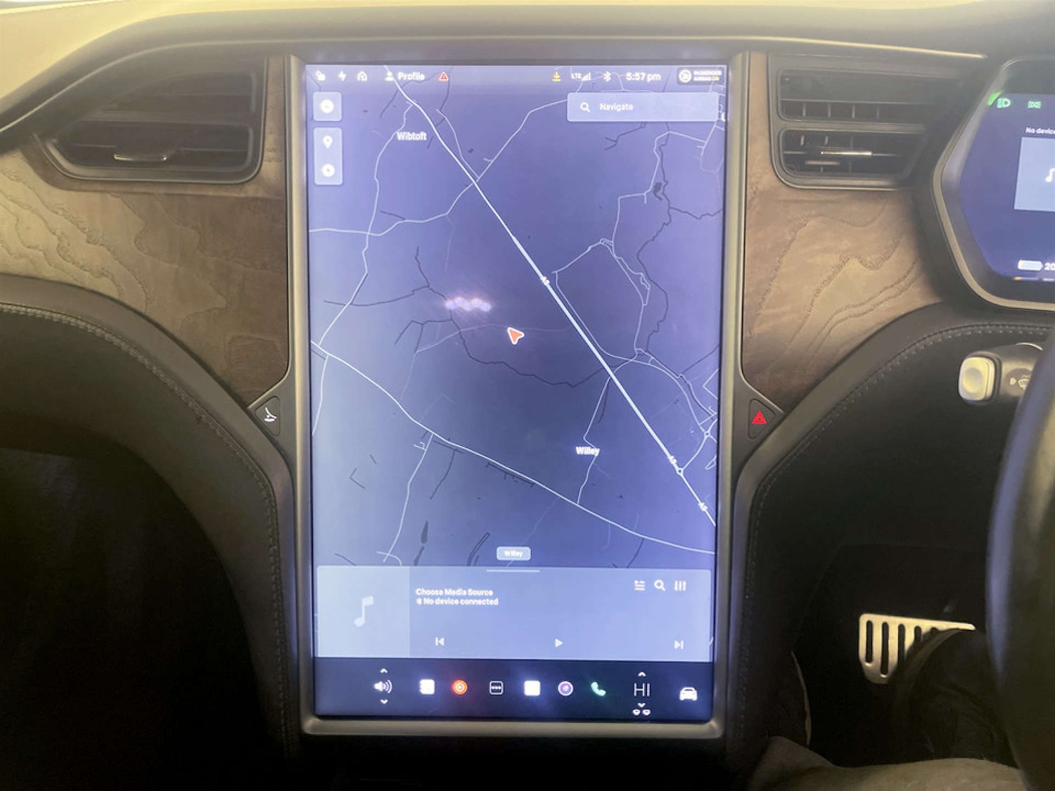 Used Tesla Model X 2018 for sale - 77185779: Photo 22