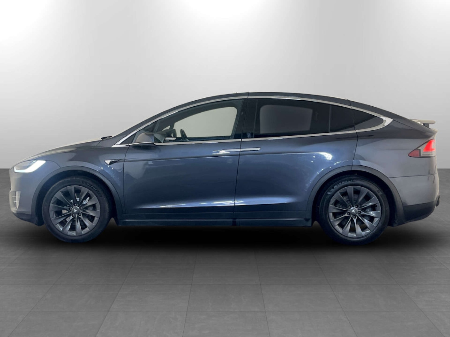Used Tesla Model X 2018 for sale - 77185779: Photo 7