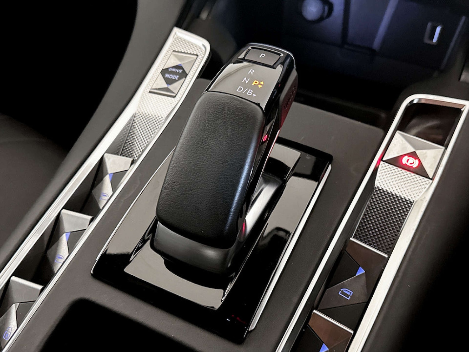 Used DS Automobiles DS 7 2022 for sale - 77469917: Photo 24