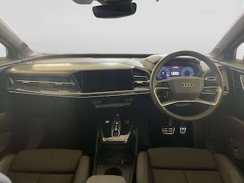 Used Audi Q4 e-tron 2023 for sale - 78297337: Photo