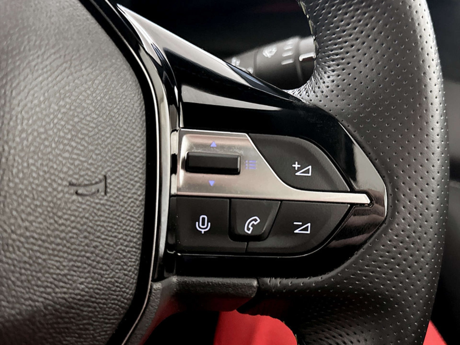 Used Peugeot 408 2024 for sale - 77749107: Photo 18