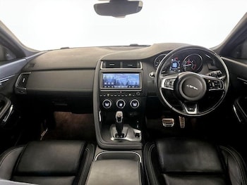 Used Jaguar E-Pace 2018 for sale - 75881023: Photo