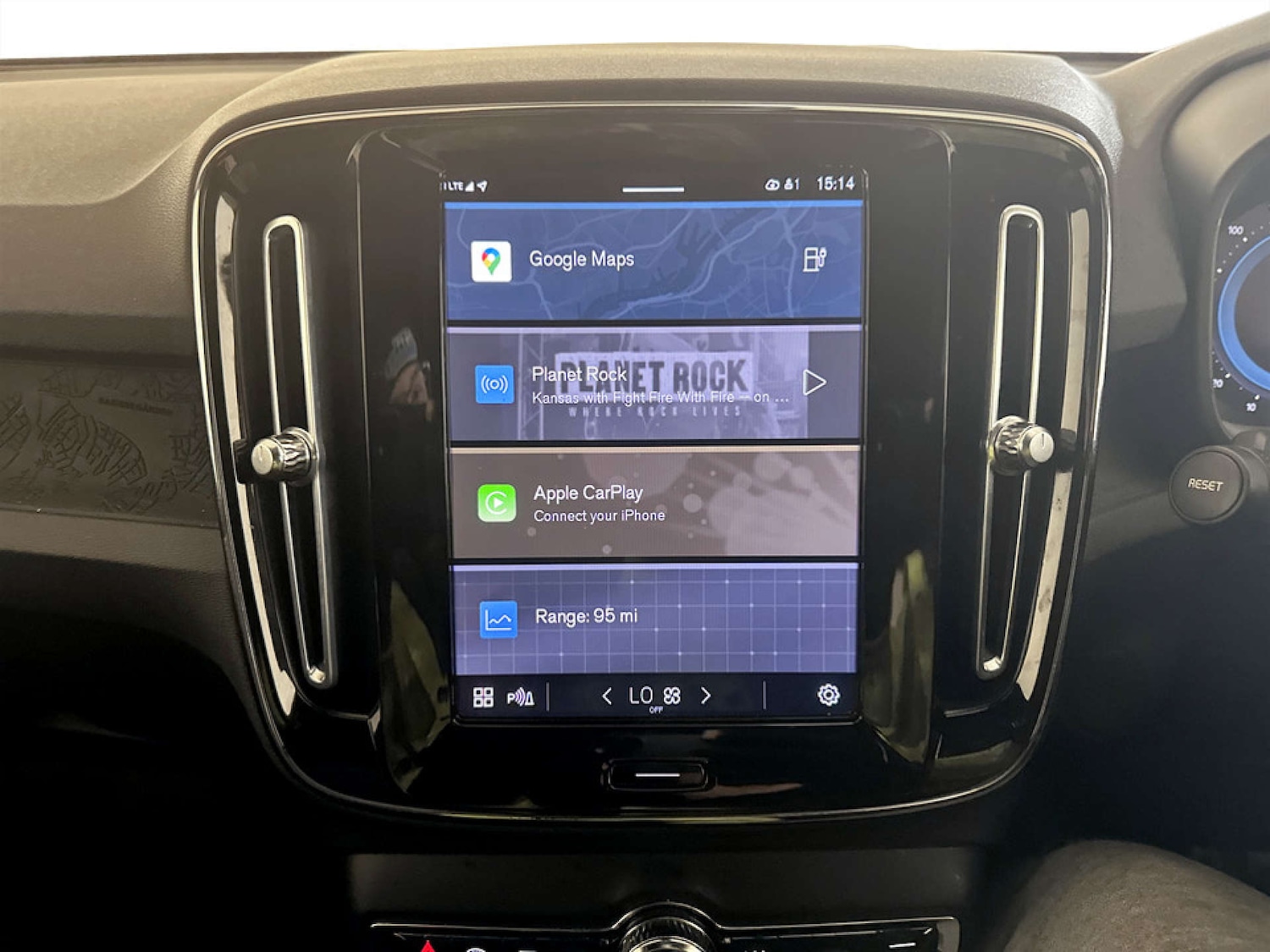 Used Volvo XC40 2022 for sale - 77431911: Photo 23