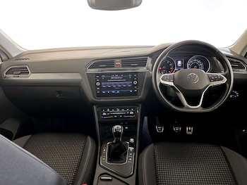 Used Volkswagen Tiguan 2022 for sale - 77336945: Photo