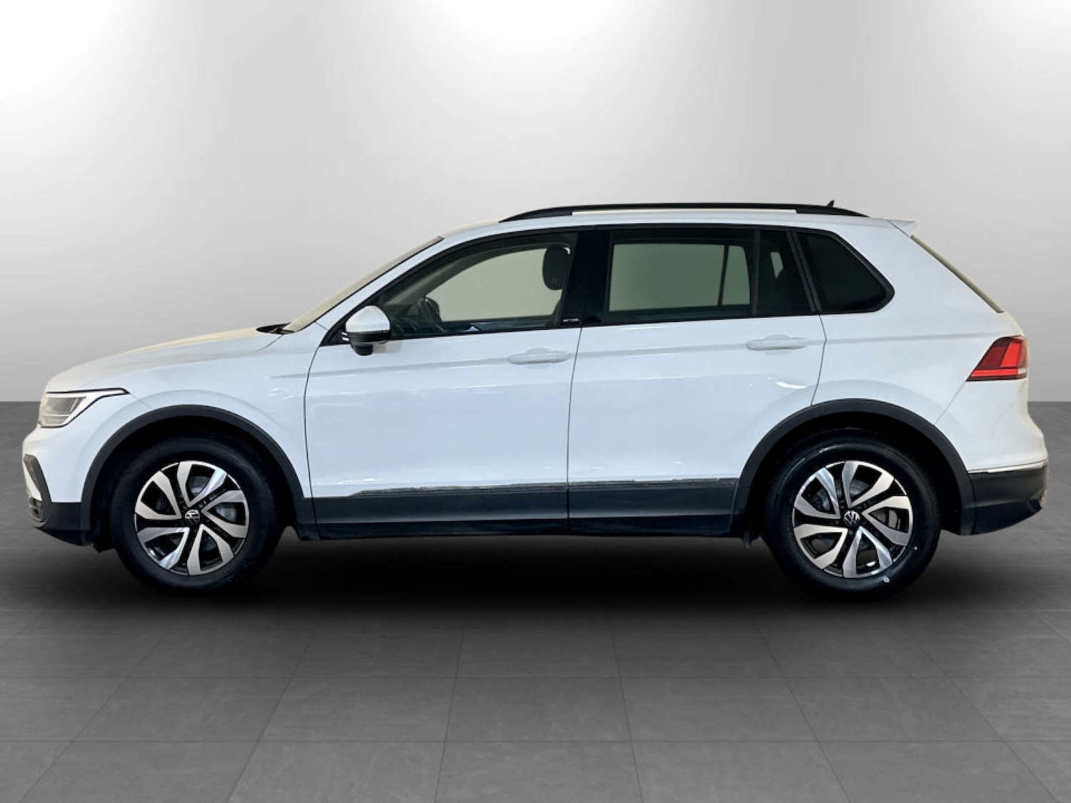 Used Volkswagen Tiguan 2022 for sale - 77336945: Photo 7