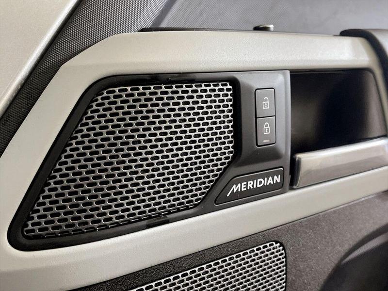 Used Land Rover Defender 2020 for sale - 76563116: Photo 21