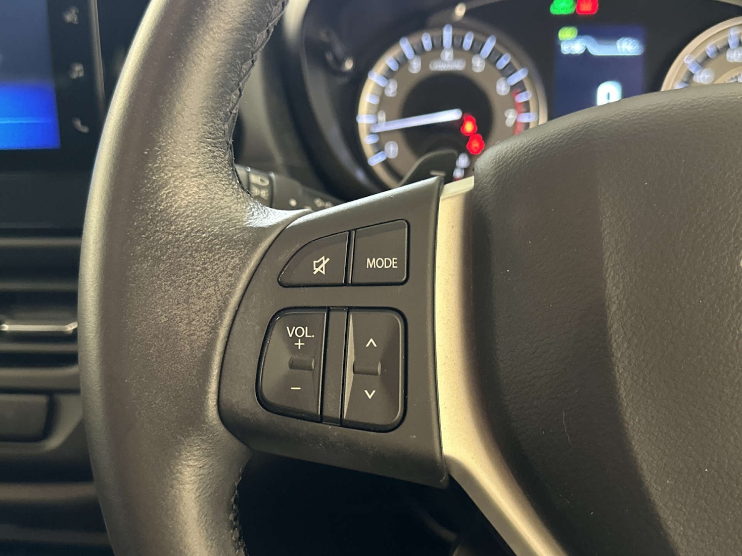 Used Suzuki SX4 S-Cross 2023 for sale - 77845618: Photo 17