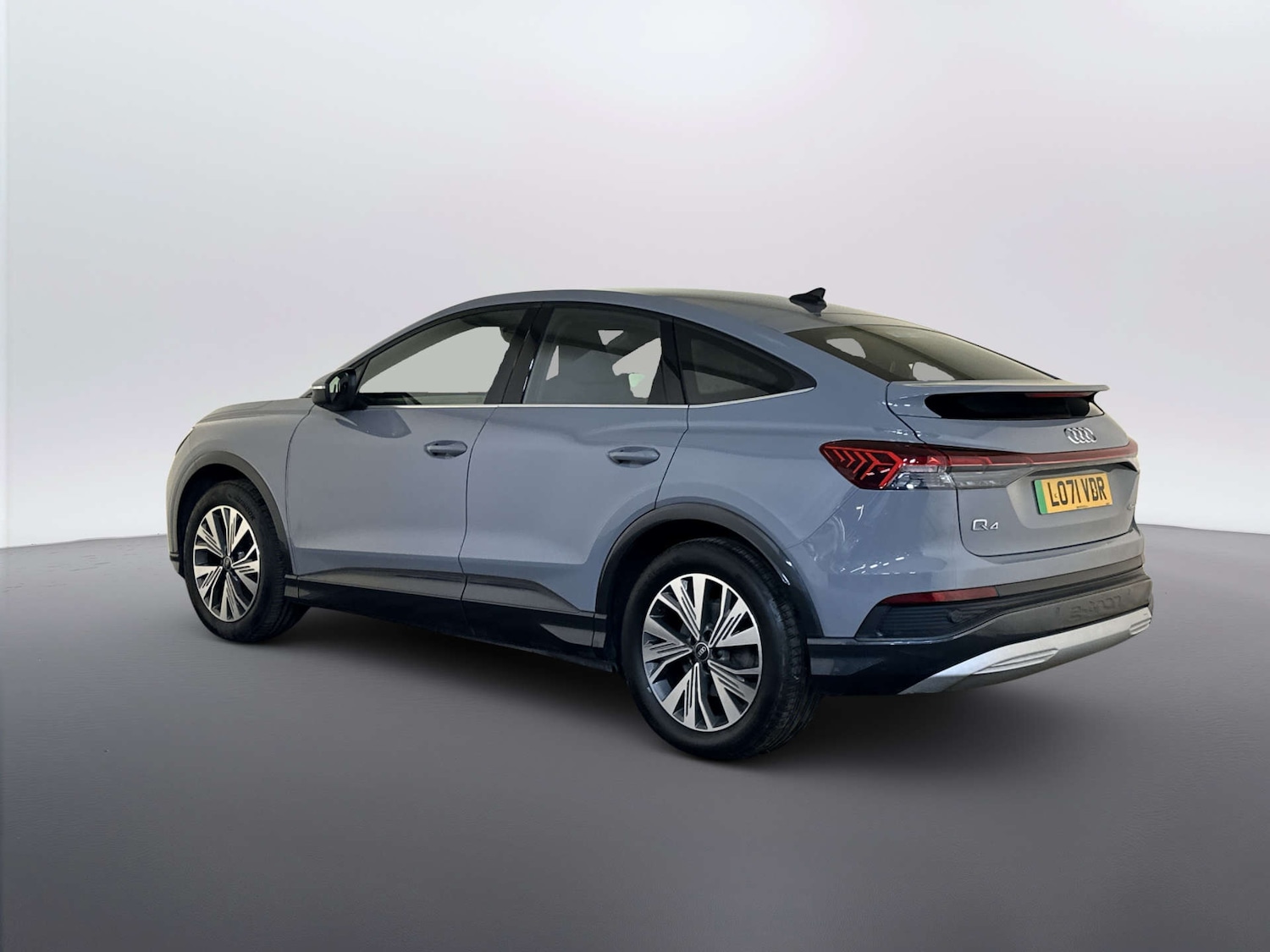 Used Audi Q4 e-tron 2022 for sale - 77921666: Photo 8