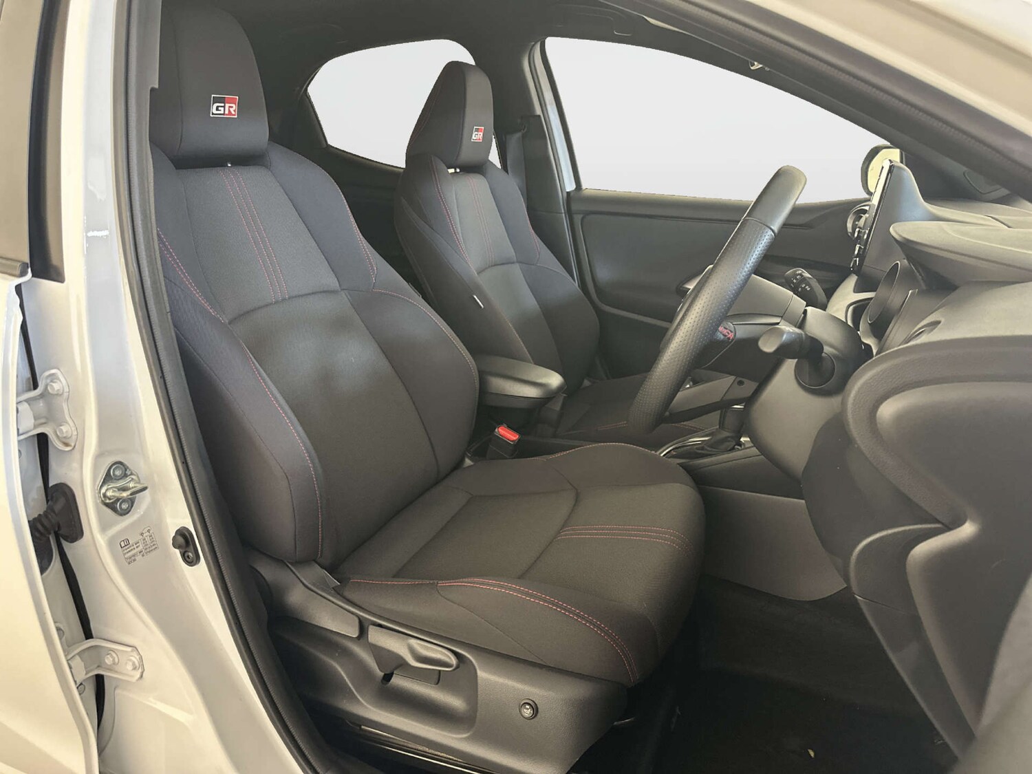 Used Toyota Yaris 2023 for sale - 78162728: Photo 13