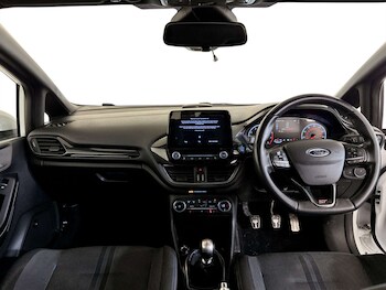 Used Ford Fiesta 2018 for sale - 77470041: Photo