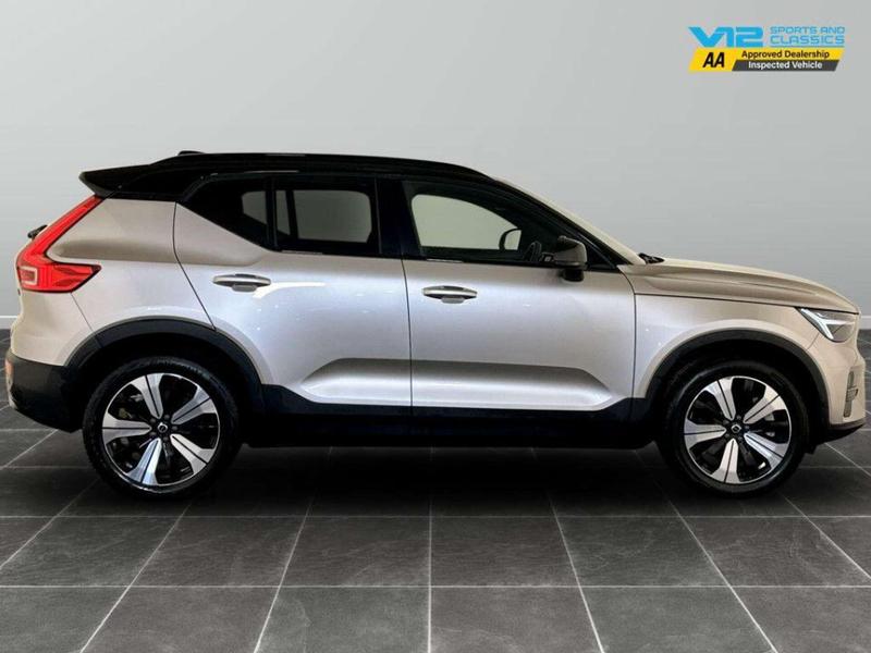 Used Volvo XC40 2022 for sale - 76329685: Photo 11