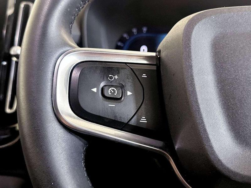 Used Volvo XC40 2022 for sale - 76329685: Photo 17