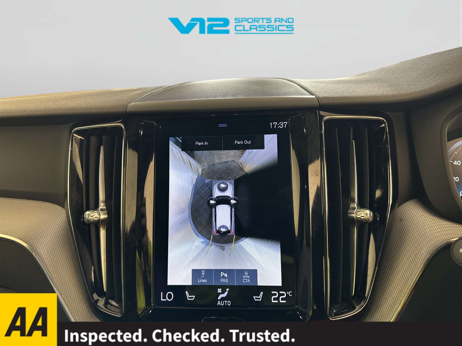 Used Volvo XC60 2021 for sale - 77813594: Photo 18