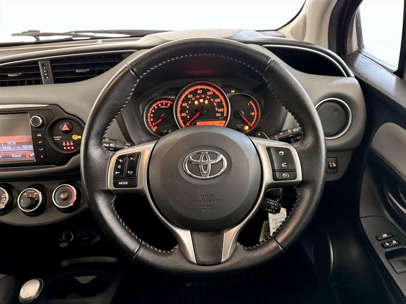 Used Toyota Yaris 2017 for sale - 76895612: Photo 16