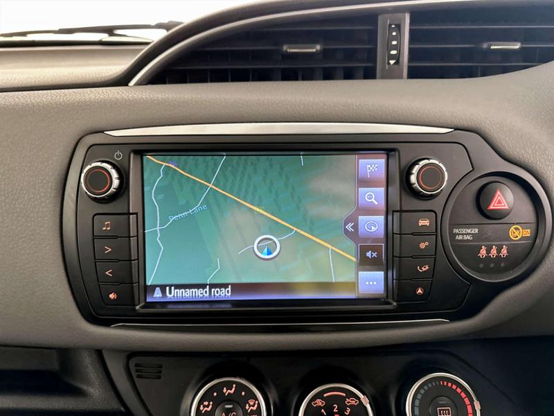 Used Toyota Yaris 2017 for sale - 76895612: Photo 21