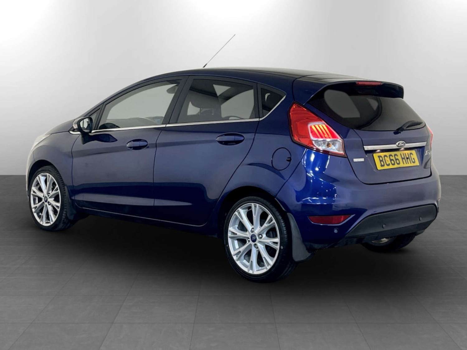 Used Ford Fiesta 2016 for sale - 77186014: Photo 8