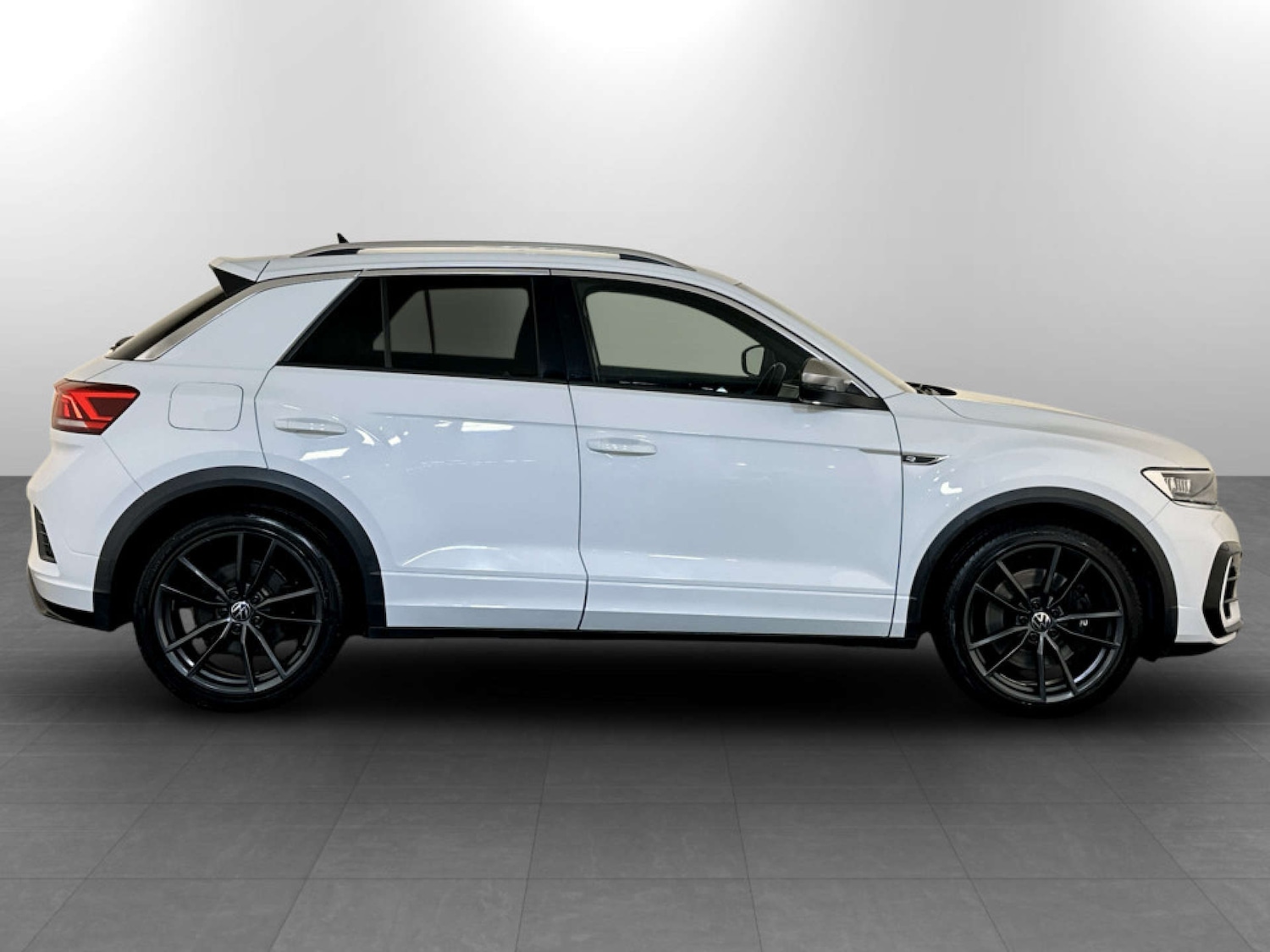 Used Volkswagen T-Roc 2021 for sale - 77704077: Photo 11