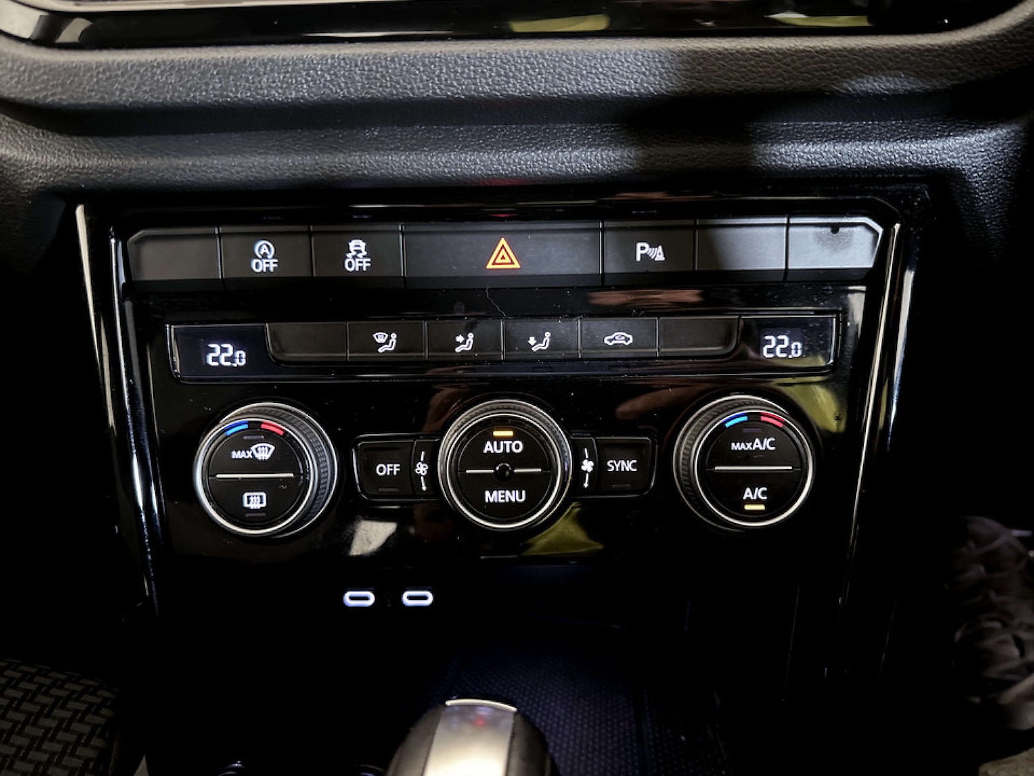 Used Volkswagen T-Roc 2021 for sale - 77704077: Photo 27