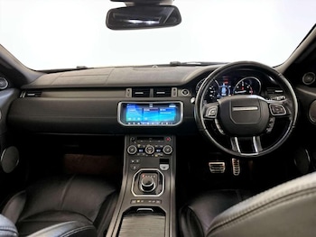 Used Land Rover Range Rover Evoque 2018 for sale - 76782201: Photo