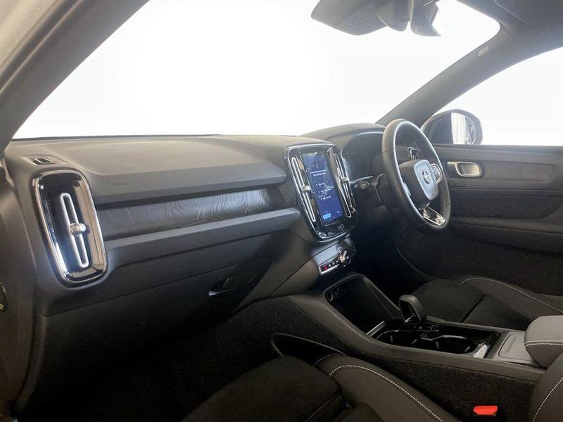 Used Volvo XC40 2022 for sale - 76653397: Photo 13