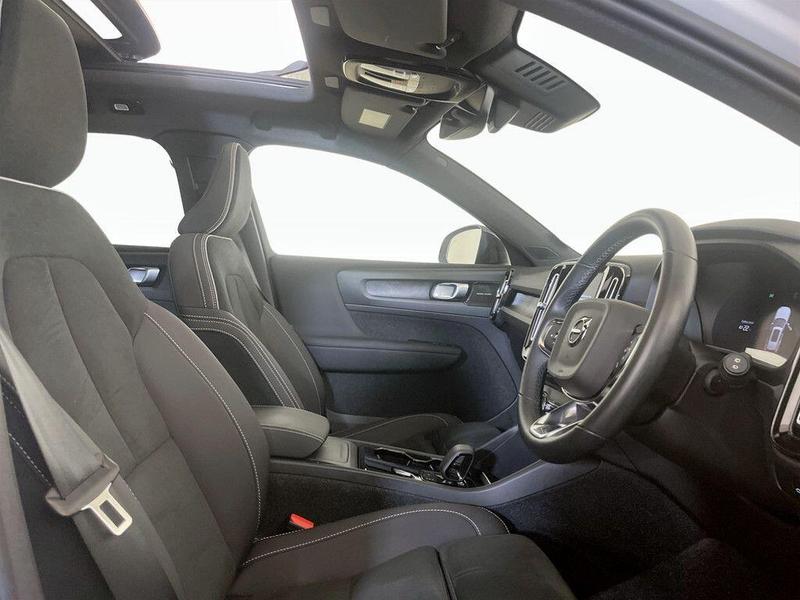 Used Volvo XC40 2022 for sale - 76653397: Photo 14