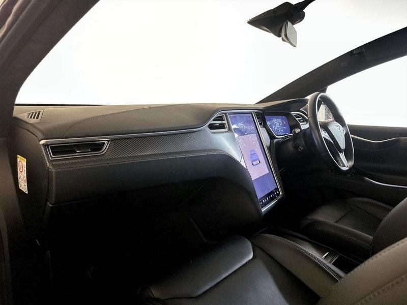 Used Tesla Model X 2018 for sale - 76557450: Photo 12