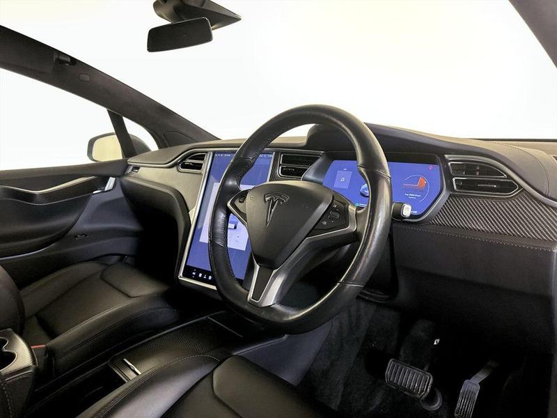 Used Tesla Model X 2018 for sale - 76557450: Photo 15