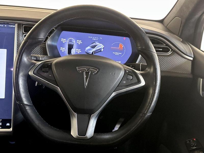 Used Tesla Model X 2018 for sale - 76557450: Photo 16