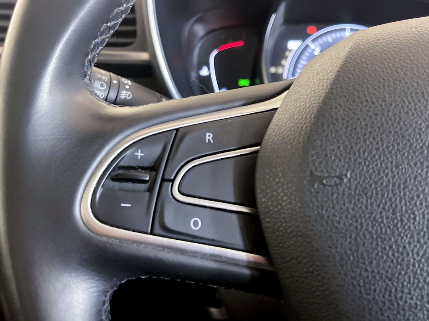 Used Renault Kadjar 2016 for sale - 77366773: Photo 17