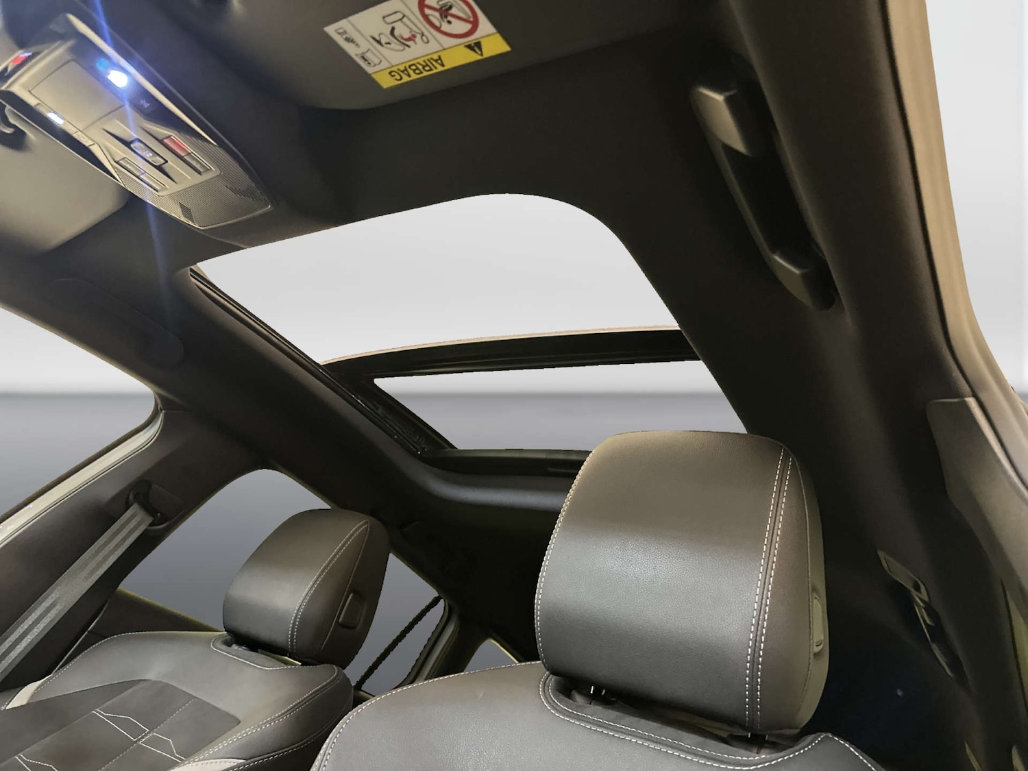 Used Vauxhall Astra 2024 for sale - 77920838: Photo 14