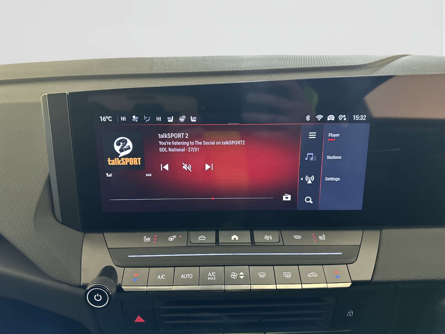 Used Vauxhall Astra 2024 for sale - 77920838: Photo 23