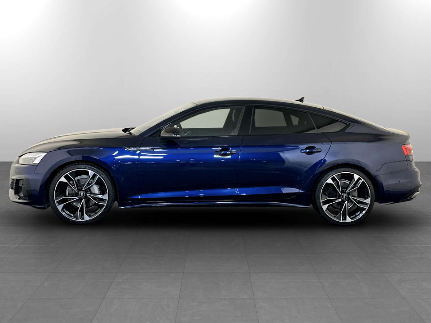 Used Audi A5 2021 for sale - 77186104: Photo 7