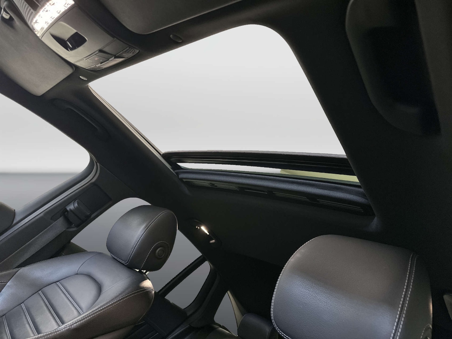 Used Mercedes-Benz EQC 2022 for sale - 78000703: Photo 14