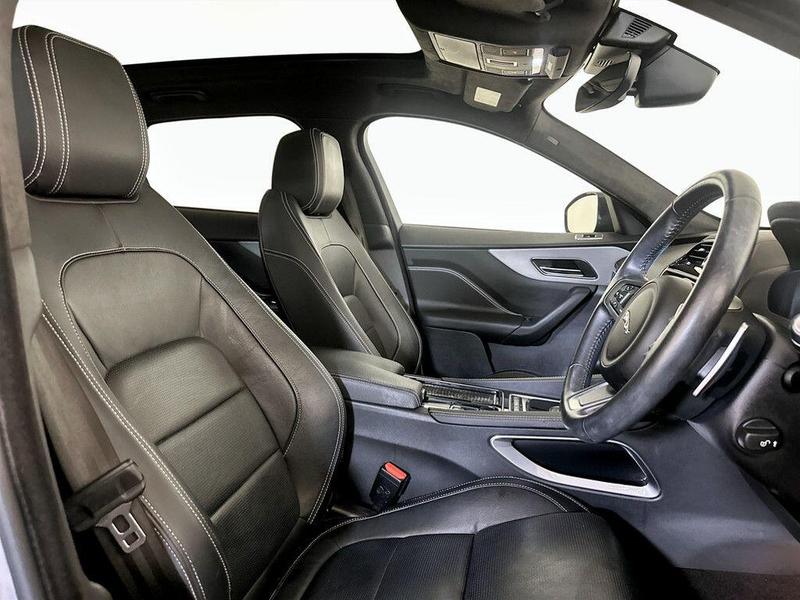 Used Jaguar F-Pace 2020 for sale - 76541460: Photo 13