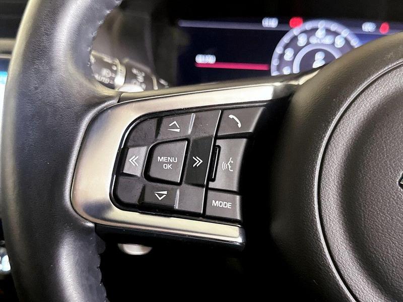 Used Jaguar F-Pace 2020 for sale - 76541460: Photo 17