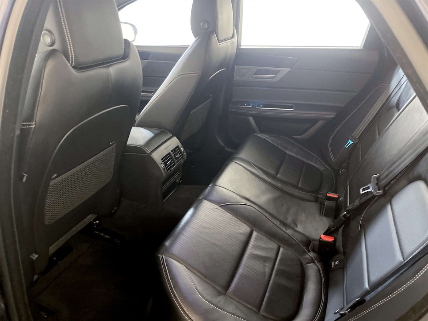 Used Jaguar XF 2017 for sale - 77469937: Photo 14