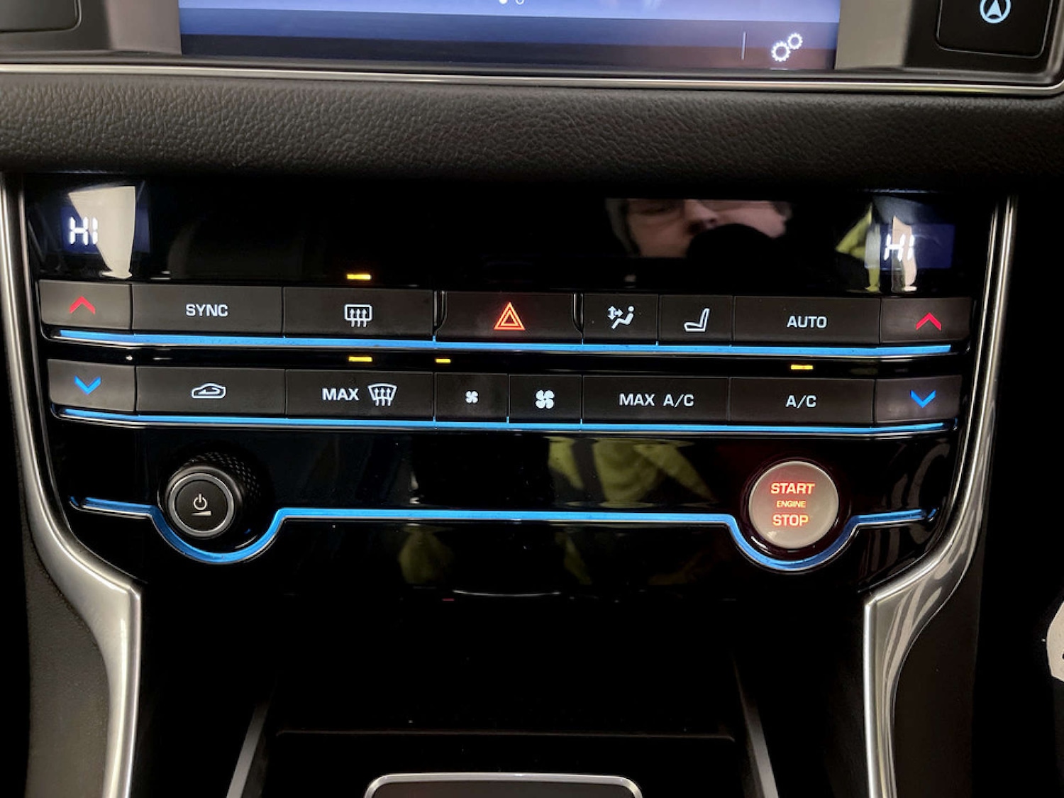 Used Jaguar XF 2017 for sale - 77469937: Photo 24