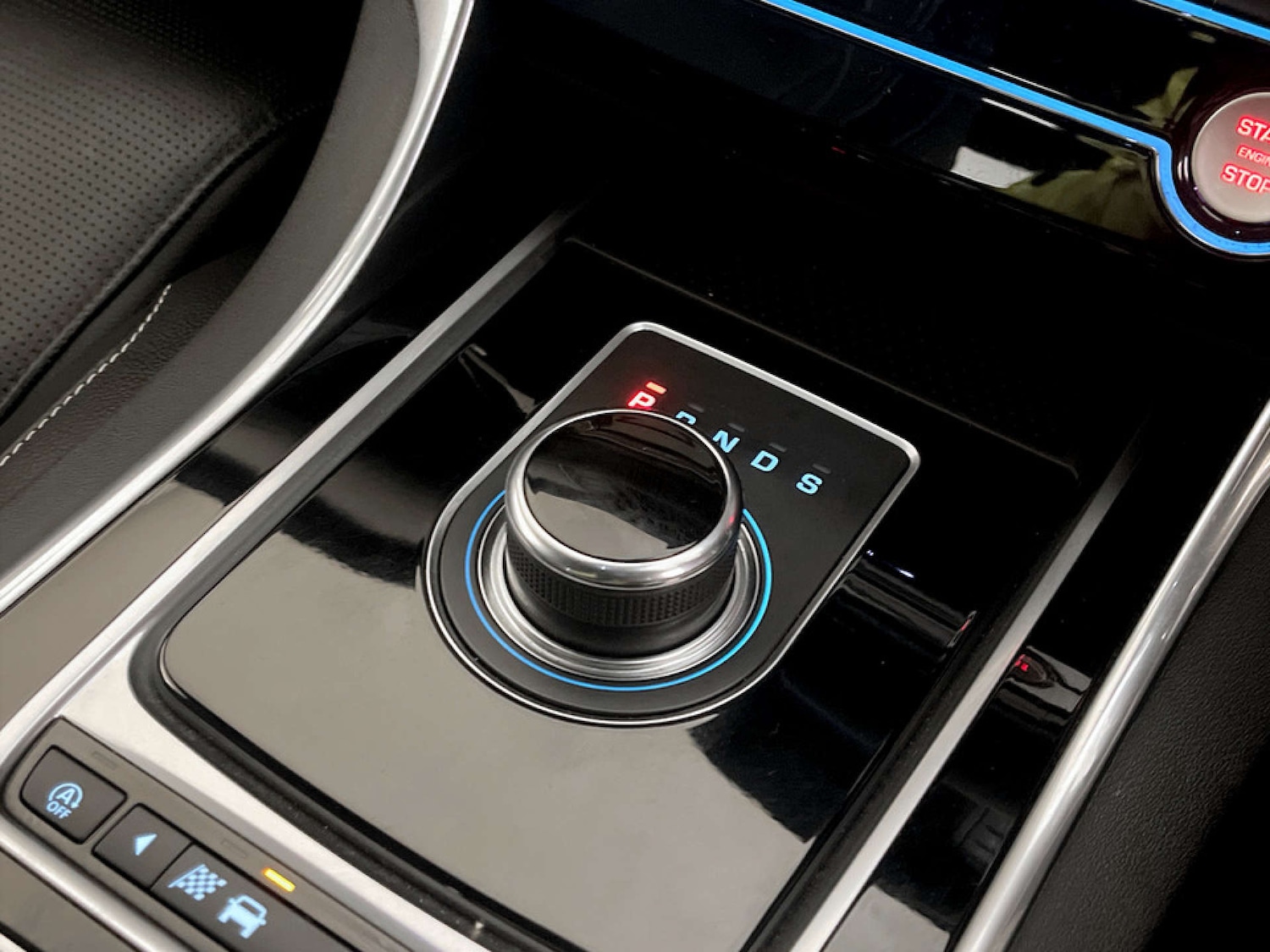 Used Jaguar XF 2017 for sale - 77469937: Photo 25